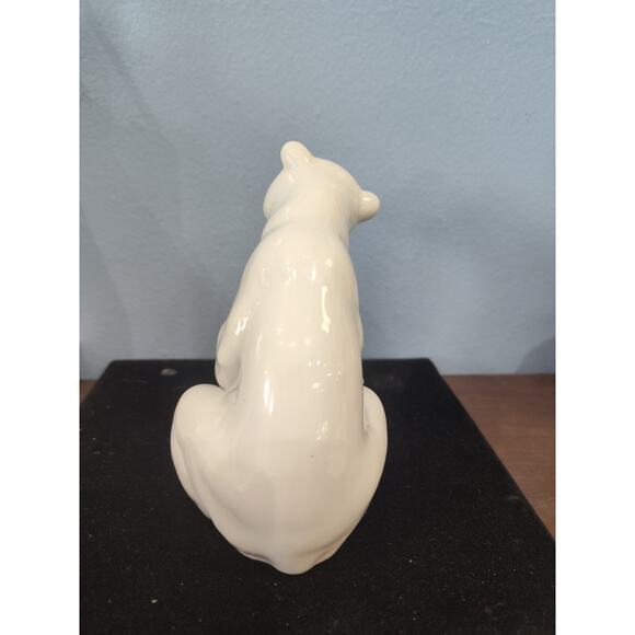 Lladro " Resting Bear" Glossy Porcelain Seated Polar Bear Figurine 5" 1972 Spain - Picture 3 of 5
